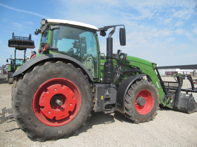 2021 Fendt 716 Gen6 Tractor