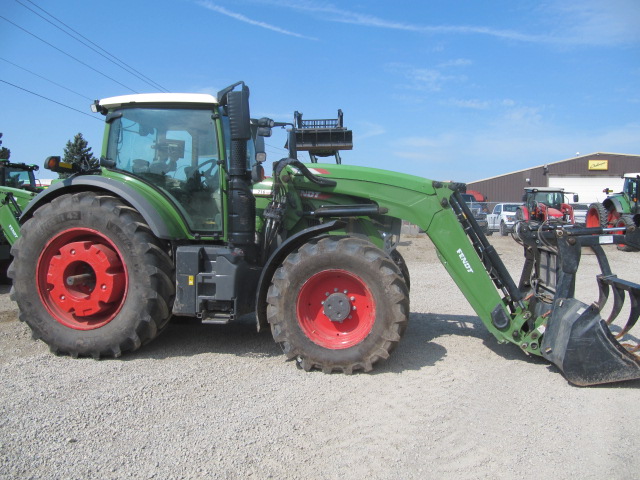 2021 Fendt 716 Gen6 Tractor