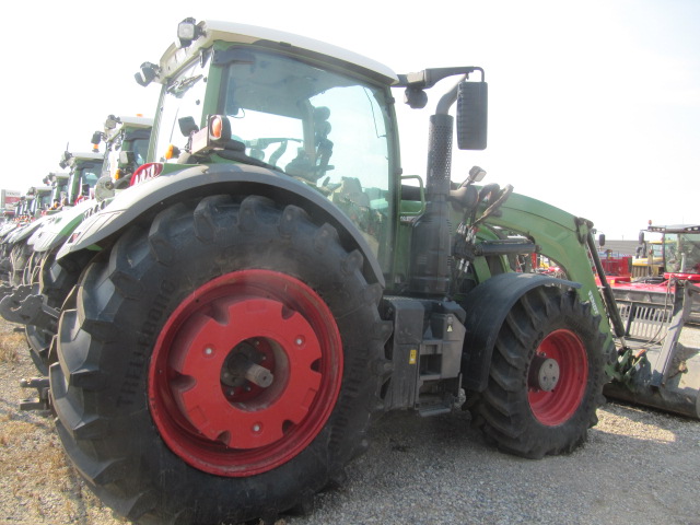 2021 Fendt 724S4 Tractor