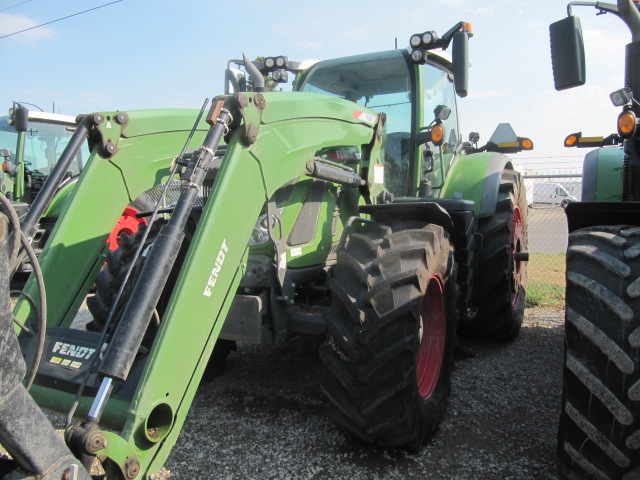 2021 Fendt 724S4 Tractor