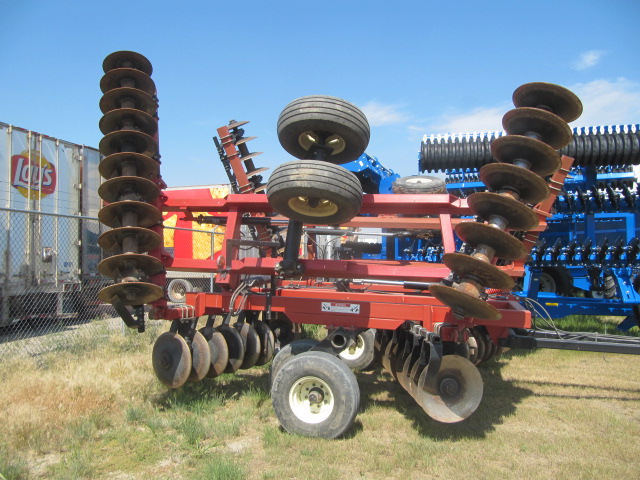 2013 Buhler Farm King 6650 Disk