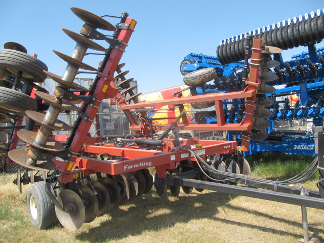 2013 Buhler Farm King 6650 Disk