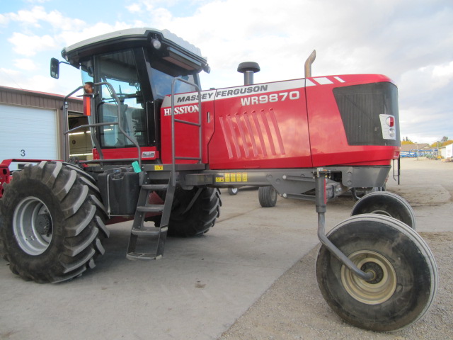 2015 Massey Ferguson WR9870 Windrower