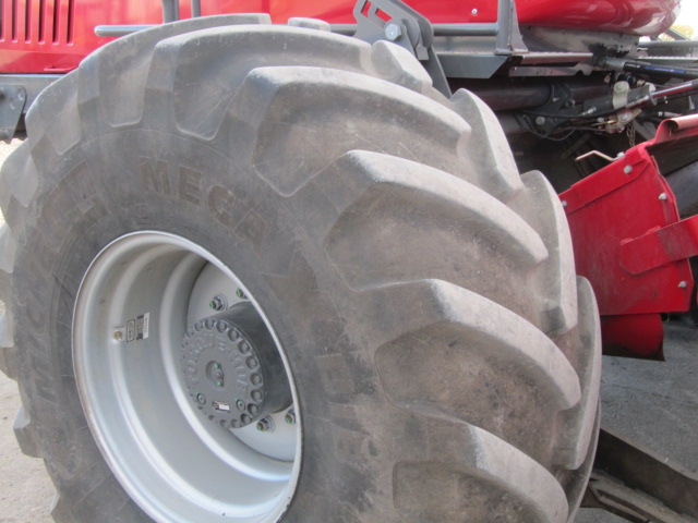 2015 Massey Ferguson WR9870 Windrower