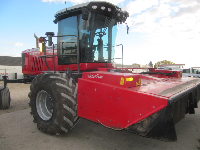 2015 Massey Ferguson WR9870 Windrower