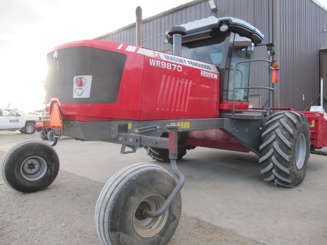 2015 Massey Ferguson WR9870 Windrower