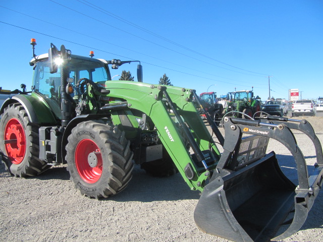 2022 Fendt 724S4 Tractor