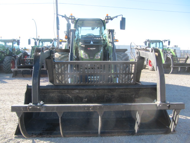 2022 Fendt 724S4 Tractor