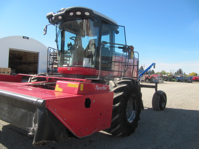 2015 Massey Ferguson WR9870 Windrower