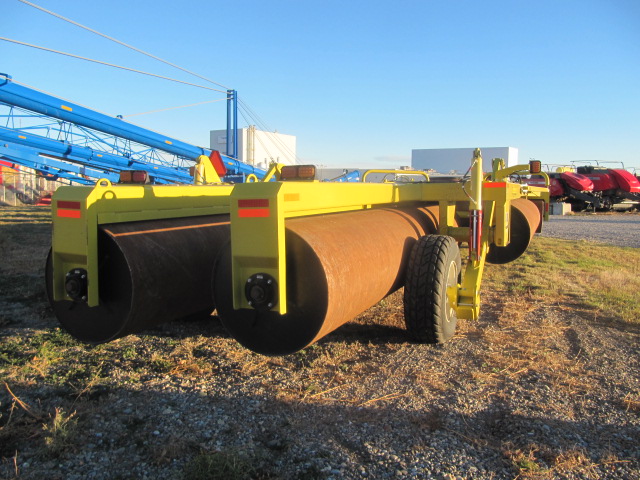 2022 Degelman LR8080 Land Roller