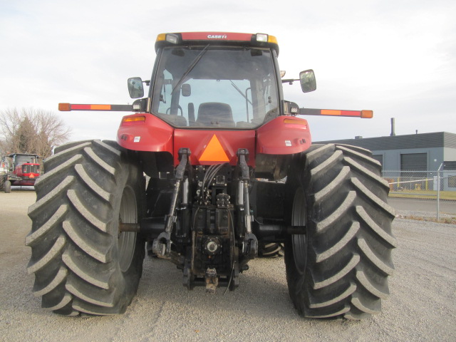 2010 Case IH Magnum 245 Tractor