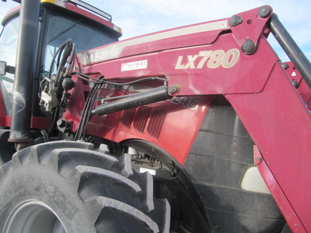 2010 Case IH Magnum 245 Tractor