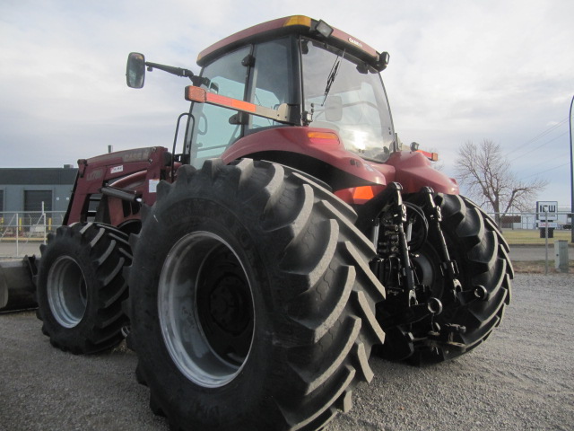 2010 Case IH Magnum 245 Tractor