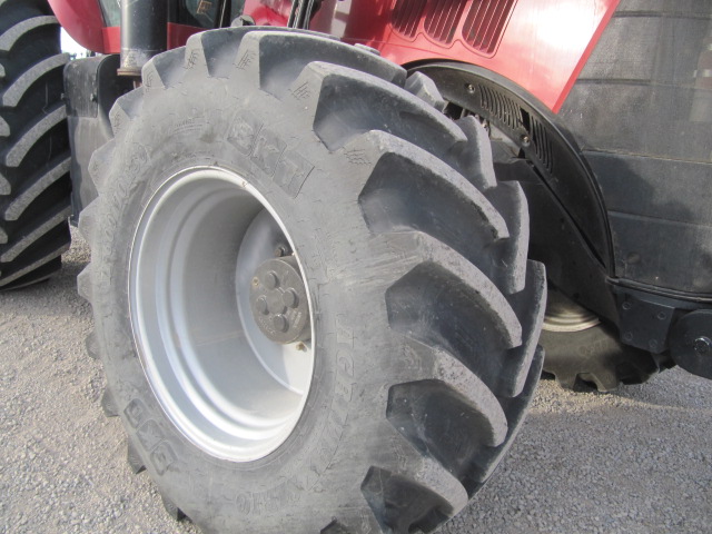 2010 Case IH Magnum 245 Tractor