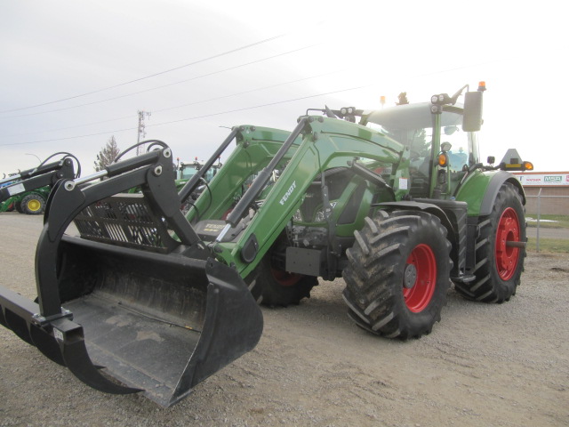 2020 Fendt 724S4 Tractor