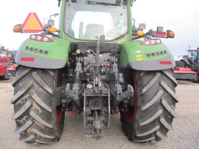 2020 Fendt 724S4 Tractor