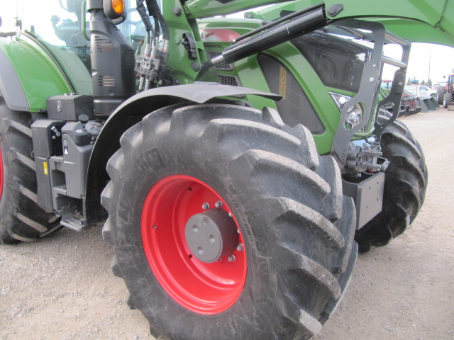 2020 Fendt 724S4 Tractor