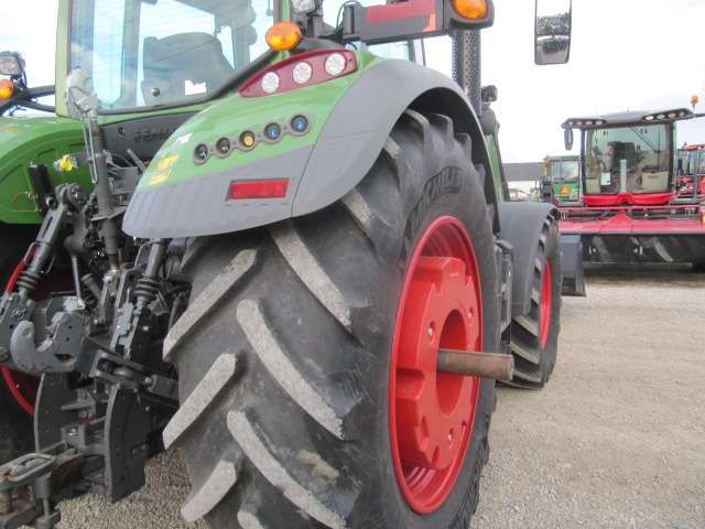 2020 Fendt 724S4 Tractor