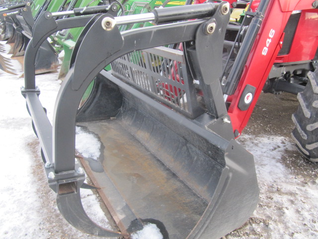 2018 Massey Ferguson 6713 Tractor