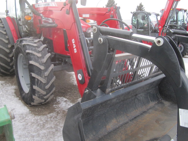 2018 Massey Ferguson 6713 Tractor