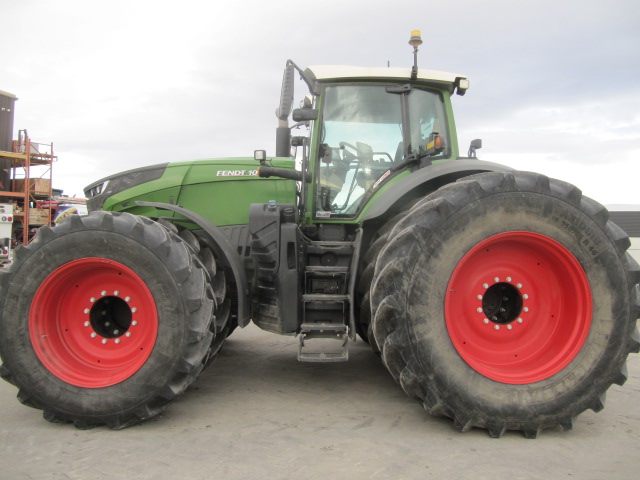 2019 Fendt 1050 Tractor