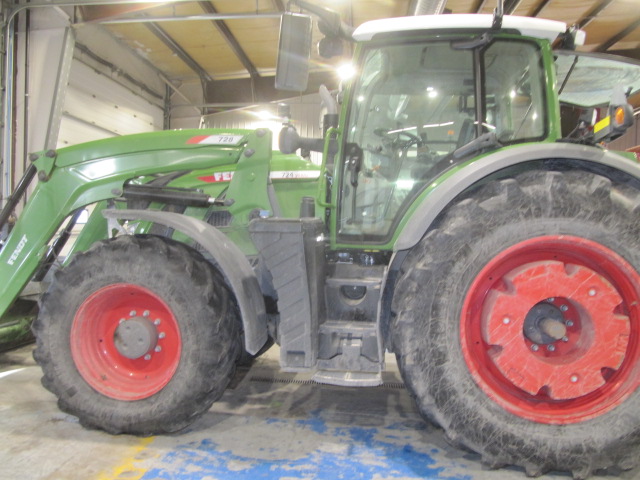 2022 Fendt 724 Gen6 Tractor