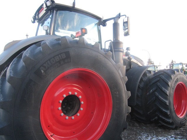 2022 Fendt 1038 Gen2 Tractor