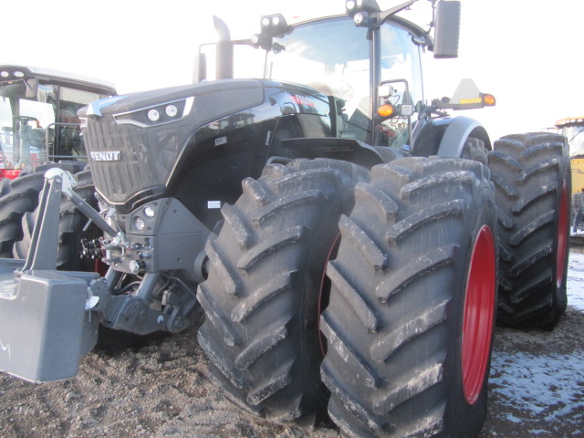 2022 Fendt 1038 Gen2 Tractor