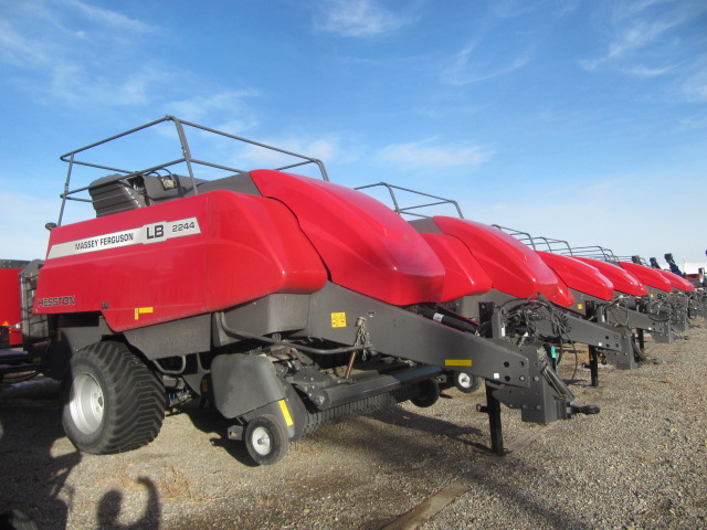 2024 Massey Ferguson LB2244 Baler/Square