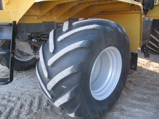 2021 TerraGator TG8400C Floater