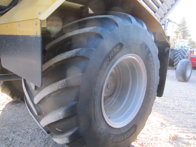 2021 TerraGator TG8400C Floater