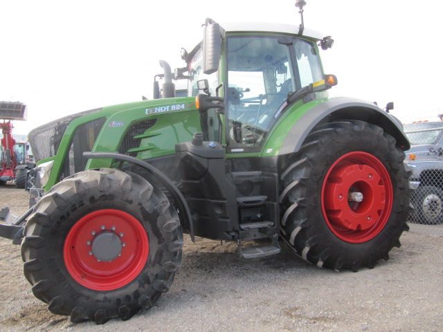 2022 Fendt 824S4 Tractor