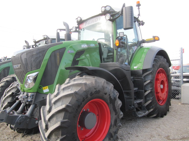2022 Fendt 824S4 Tractor