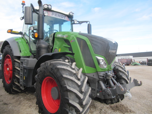 2022 Fendt 824S4 Tractor