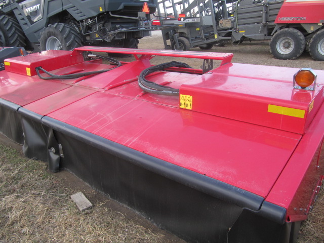 2018 Massey Ferguson MF9296 Windrower Disc Header