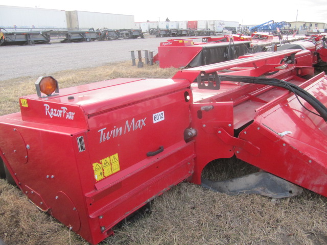 2018 Massey Ferguson MF9296 Windrower Disc Header
