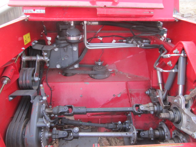 2018 Massey Ferguson MF9296 Windrower Disc Header
