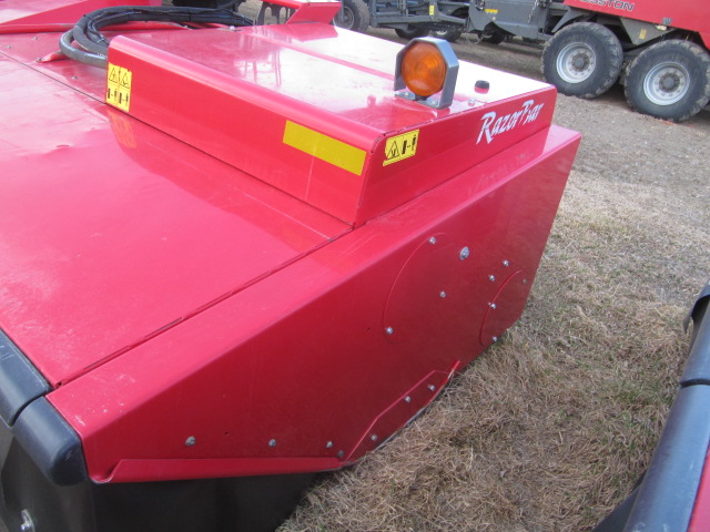 2018 Massey Ferguson MF9296 Windrower Disc Header