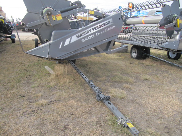 2022 Massey Ferguson 5400 Windrower Draper Header