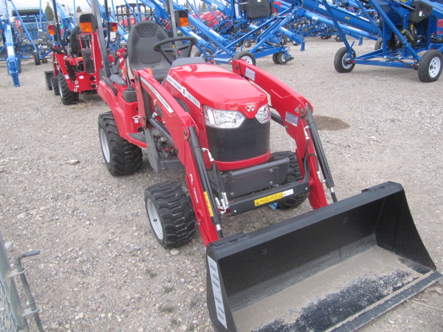 2023 Massey Ferguson GC1723E Tractor