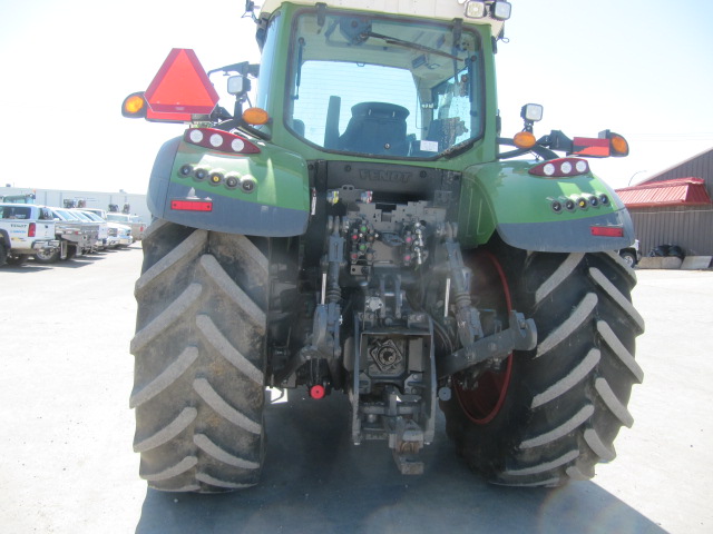 2023 Fendt 716 Gen6 Tractor