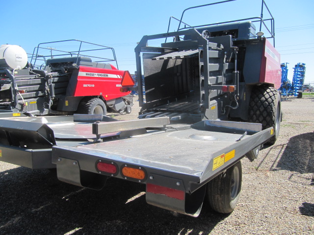 2022 Massey Ferguson 2290 Baler/Big Square