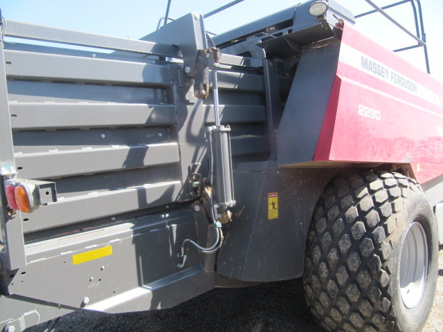 2022 Massey Ferguson 2290 Baler/Big Square