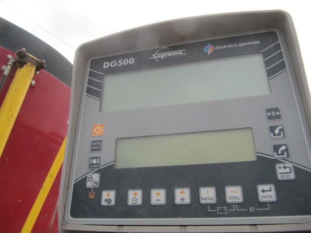 2020 Supreme 800T Vertical Feed Mixer