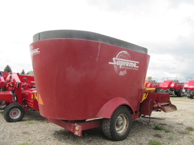 2020 Supreme 800T Vertical Feed Mixer