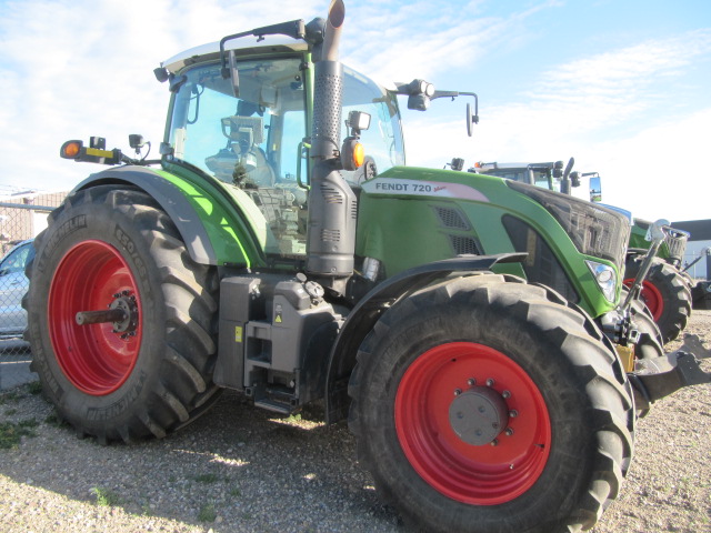 2016 Fendt 720S4 Tractor