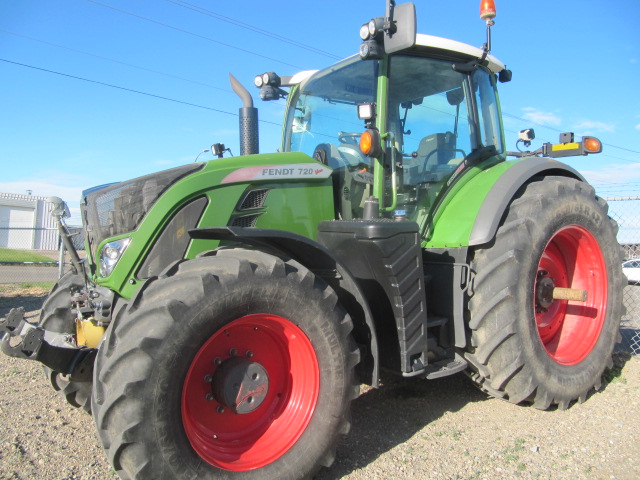 2016 Fendt 720S4 Tractor