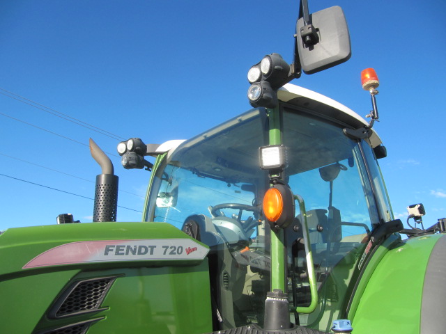 2016 Fendt 720S4 Tractor