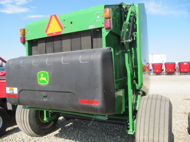 2020 John Deere 560M Baler/Round