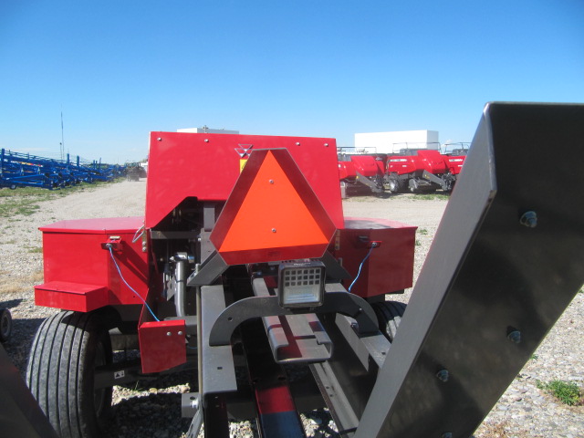 2022 Massey Ferguson 1840 Baler/Square